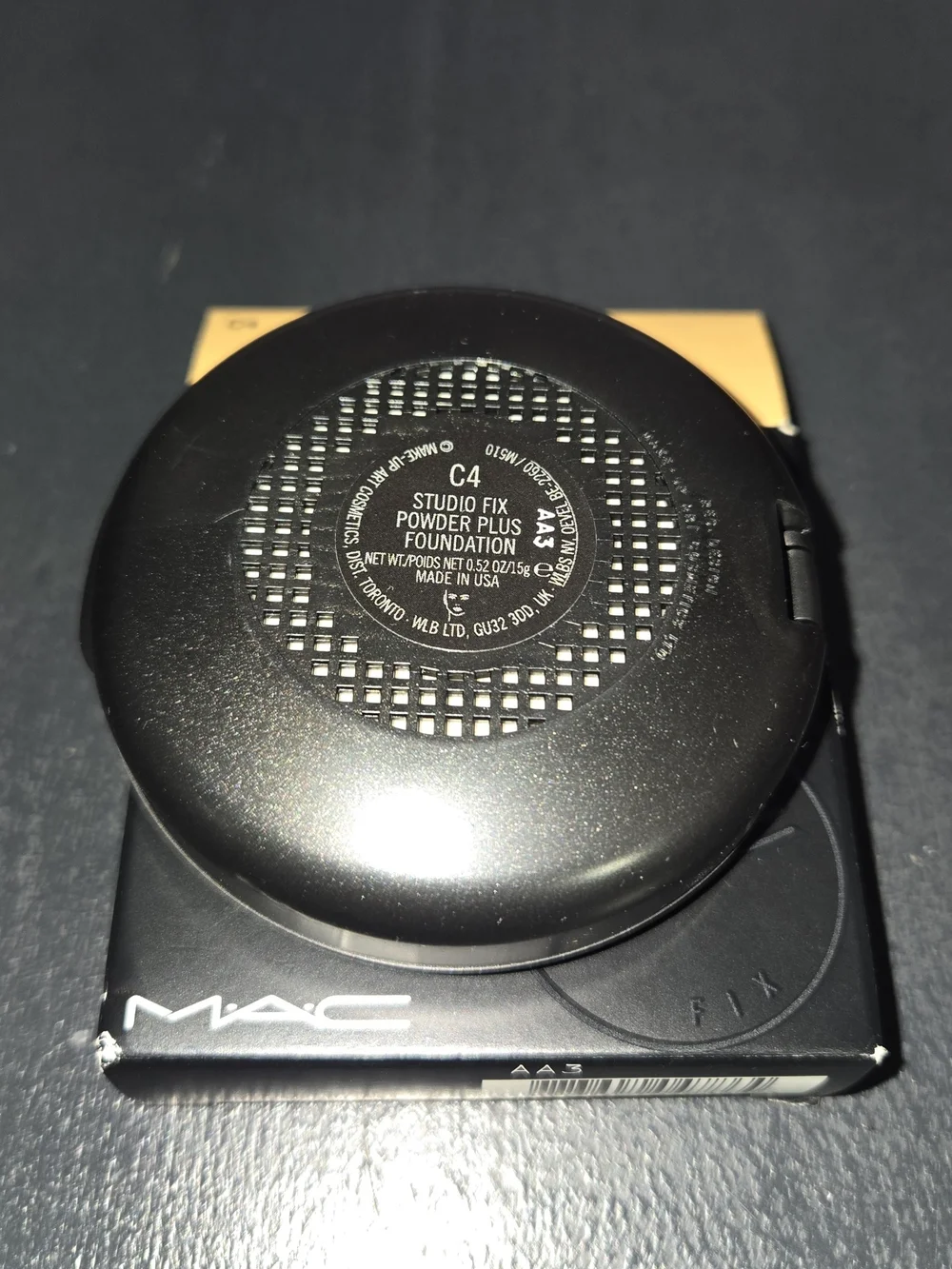 MAC Cosmetics Studio Fix Powder Plus Foundation C4 - Original Talc Version